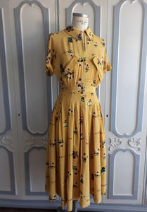 1930s 1940s - Glorious Rayon Silk Dress - W24 (62cm)