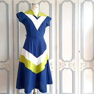 1940s - Rare Stunning Pistachio Color Block Dress - W27.5 (70cm)