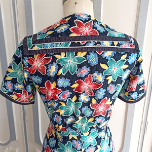 1940s - Colorful Floral Print Big Pockets Cotton Dress - W27 (68cm)