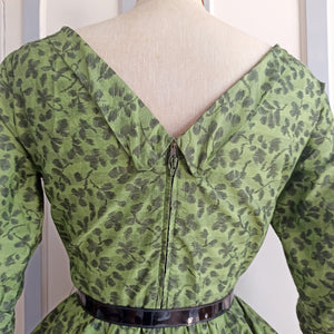 1950s - HORROCKSES, UK - Stunning Green Floral Dress - W29 (74cm)