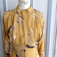 Load image into Gallery viewer, 1930s 1940s - Glorious Mustard Rayon Crepe Feathers Print Dress - W29 (74cm)
