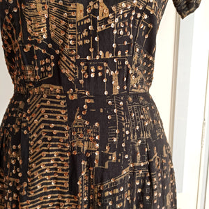 1950s - Stunning Night in the City Novelty Print Cocktail Dress - W28 (72cm)