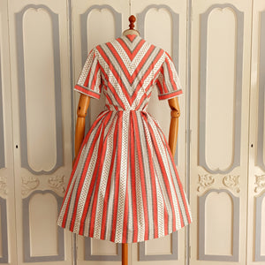 1950s 1960s - Adorable Floral Print Cotton Dress - W31 (78cm)