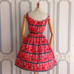 1950s 1960s - Spectacular French Novelty Print Cotton Dress - W27 (68cm)