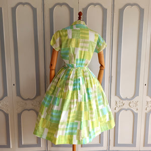 1950s - SYD, Chicago - Gorgeous Green Abstract Dress - W26 (66cm)