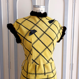 1950s - Stunning Black & Yellow Wool Dress - W32 (82cm)