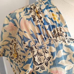 1940s - Rose-Lynn - Gorgeous Organic Print Silk Dress - W28 (72cm)