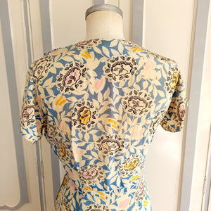 1940s - Rose-Lynn - Gorgeous Organic Print Silk Dress - W28 (72cm)