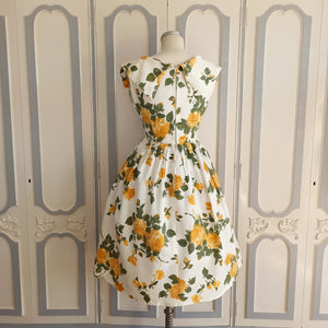 1950s - Gorgeous Yellow Rose Print Dress - W26 (66cm)
