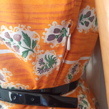 Load image into Gallery viewer, 1950s - Spectacular Orange Floral Cotton Dress - W29 (74cm)
