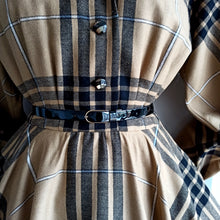 Load image into Gallery viewer, VTG - UNWORN - Fabulous Brown Tartan Wool Dress - W27.5 (70cm)
