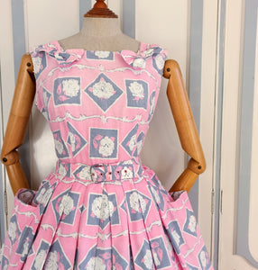 1950s - Adorable Pink Rose Pockets Cotton Dress - W28.5 (72cm)