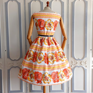 1950s - Fabulous Floral Soft Waffle Dress - W28 (72cm)