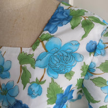 Load image into Gallery viewer, 1950s 1960s - Gorgeous Floral Print Satin Dress - W36 (92cm)
