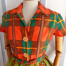 Cargar imagen en el visor de la galería, 1950s - Rare &amp; Fabulous Scottish Novelty Print Cotton Dress - W26 (66cm)
