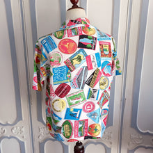 Load image into Gallery viewer, 1940s 1950s - R&amp;R Hotel Labels Novelty Cold Rayon Shirt - Sz. Large
