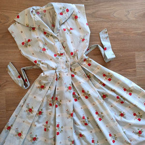 1940s 1950s - Adorable Parisien Floral Rose Print Cotton Dress - W21 (52cm)