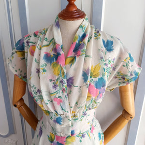 1940s - Spectacular Floral Print Sheer/Nylon Dress - W29 (74cm)