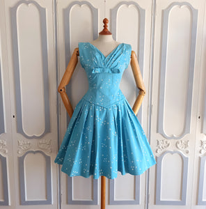 1950s - Gorgeous Blue Floral Print Cotton Day Dress - W26 (66cm)