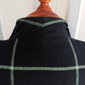 1940s - Stunning Black & Green Winter Wool Dress - W28 (70cm)