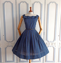 Cargar imagen en el visor de la galería, 1950s 1960s - Elle Erre, Italy - Beautiful Striped Cotton Dress - W27 (68cm)
