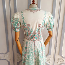 Load image into Gallery viewer, 1930s 1940s - Adorable Organic Puff Shoulders Dress - W29 (74cm)
