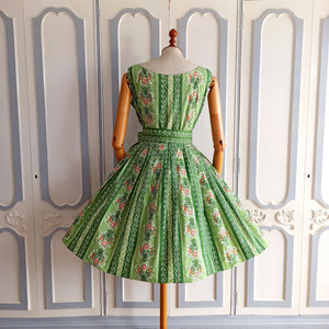 1950s 1960s - Adorable Green Floral Cotton Dress - W31.5 (80cm)