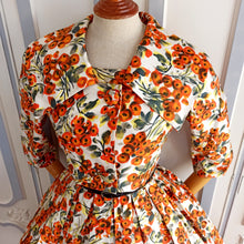 Charger l&#39;image dans la galerie, 1950s  - Stunning 2pc Floral Bolero Jacket Dress - W24 (62cm)

