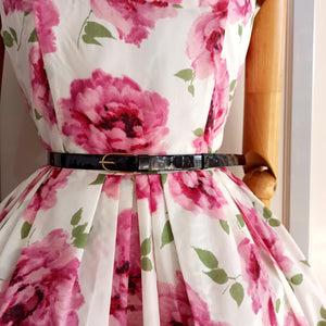 1950s - Spectacular Roses Shawl Collar Dress - W28 (72cm)