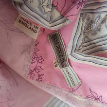 Laden Sie das Bild in den Galerie-Viewer, 1950s 1960s - Horrockses, UK - Stunning Pink Bolero Dress - W25 (64cm)
