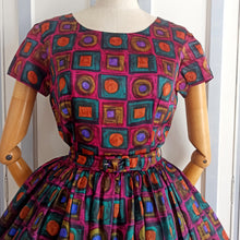 Load image into Gallery viewer, 1950s 1960s - ASTOR, France - Stunning Colors Abstrack Silk Dress - W27.5 (70cm)
