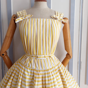 1940s 1950s - Sous le Signe, Paris - The Most Adorable Yellow Sriped Dress - W31 (80cm)