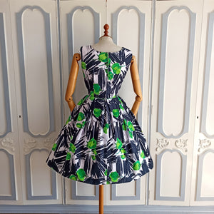 1950s 1960s - Stunning Green Floral Abstact Bolero + Dress - W24/25 (64/66cm)