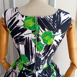 1950s 1960s - Stunning Green Floral Abstact Bolero + Dress - W24/25 (64/66cm)