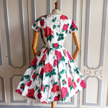 Load image into Gallery viewer, 1950s 1960s - Stunning Rose Print Cocktail Silky Cotton Dress - W26 (66cm)
