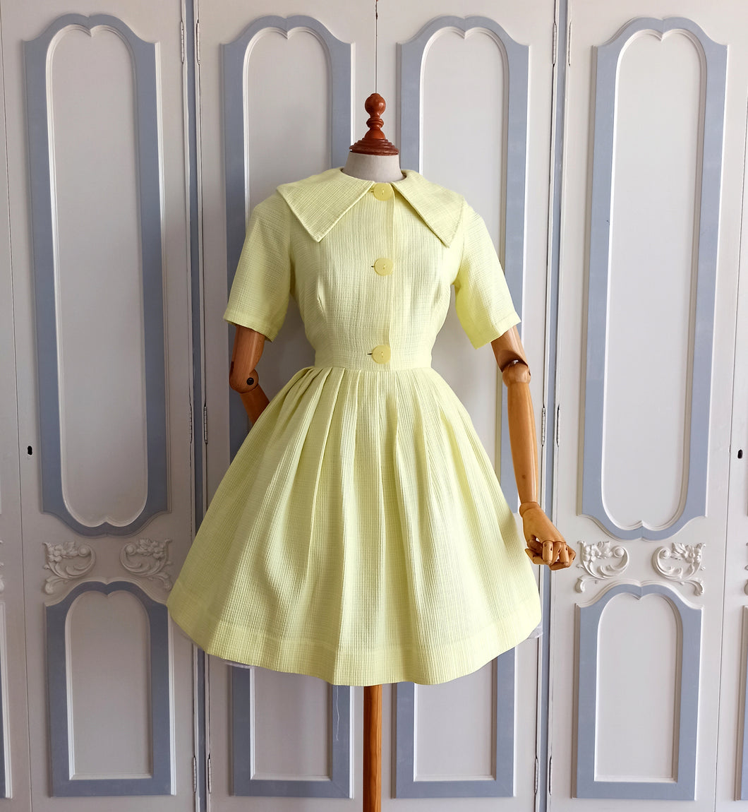 1950s 1960s - Adorable Yellow Shawl Collar Dress - W28 (72cm)