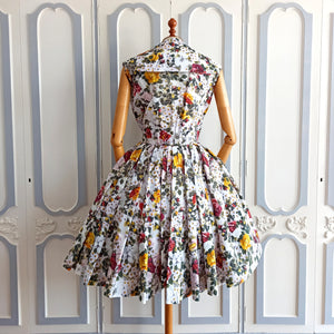 1950s - PARIS - Stunning Realistic Roses Print Couture Dress - W27 (68cm)