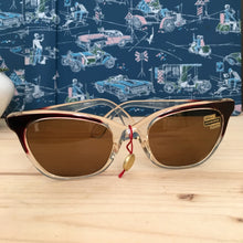 Load image into Gallery viewer, 1950s - DEADSTOCK - FILTRAL, Germany - Two Tone Sunglasses
